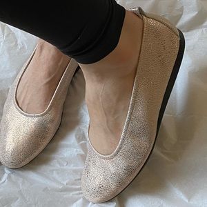 Arche rose gold leather ballet flats never worn